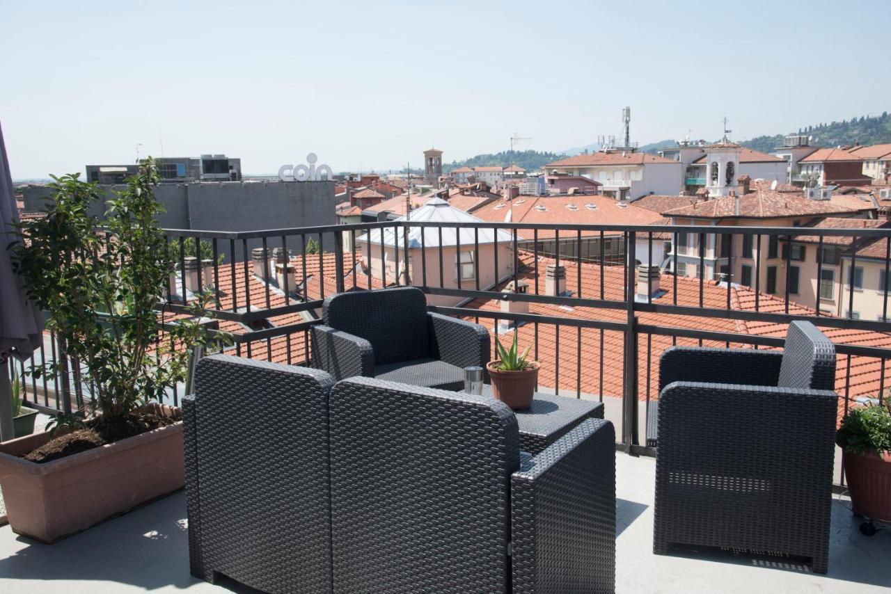 Hotel Alex E Angie Bergamo Esterno foto Rooftop terrace